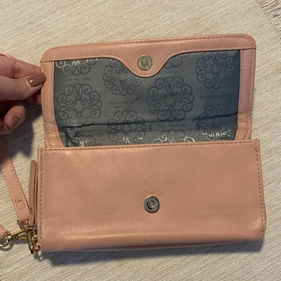 Elegant Pink w/gold studded design Wristlet Clutch - Picture 2 of 10